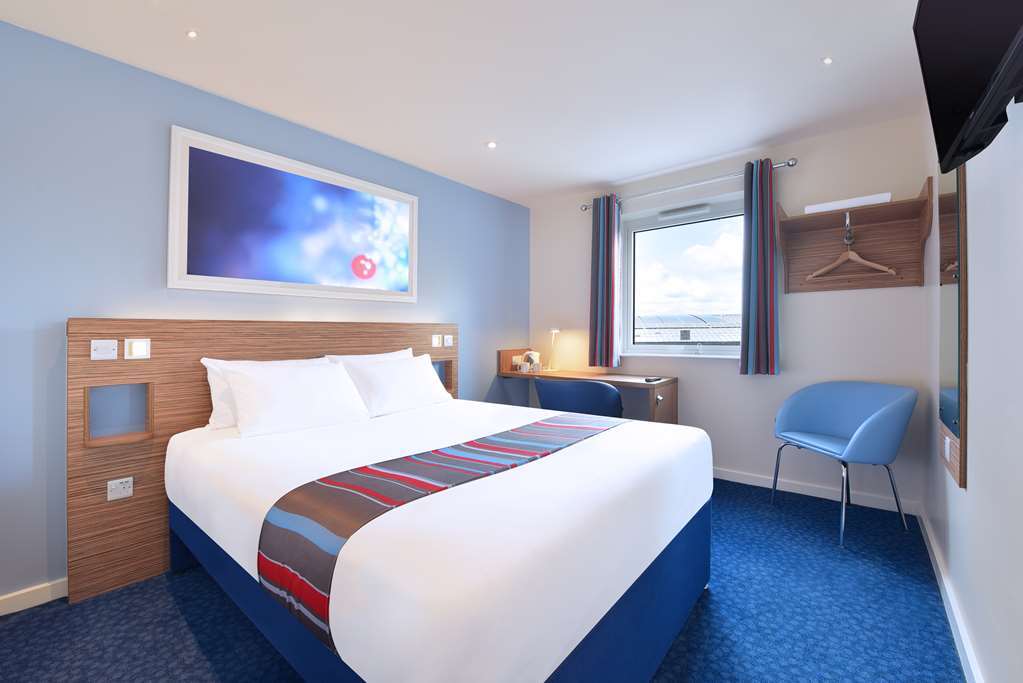 Travelodge Birmingham Kingswinford Room photo